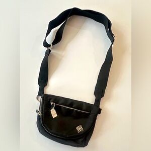 NWT Kendra Scott Crossbody Purse Black Nylon  Small Adjustable Zippers Brand New